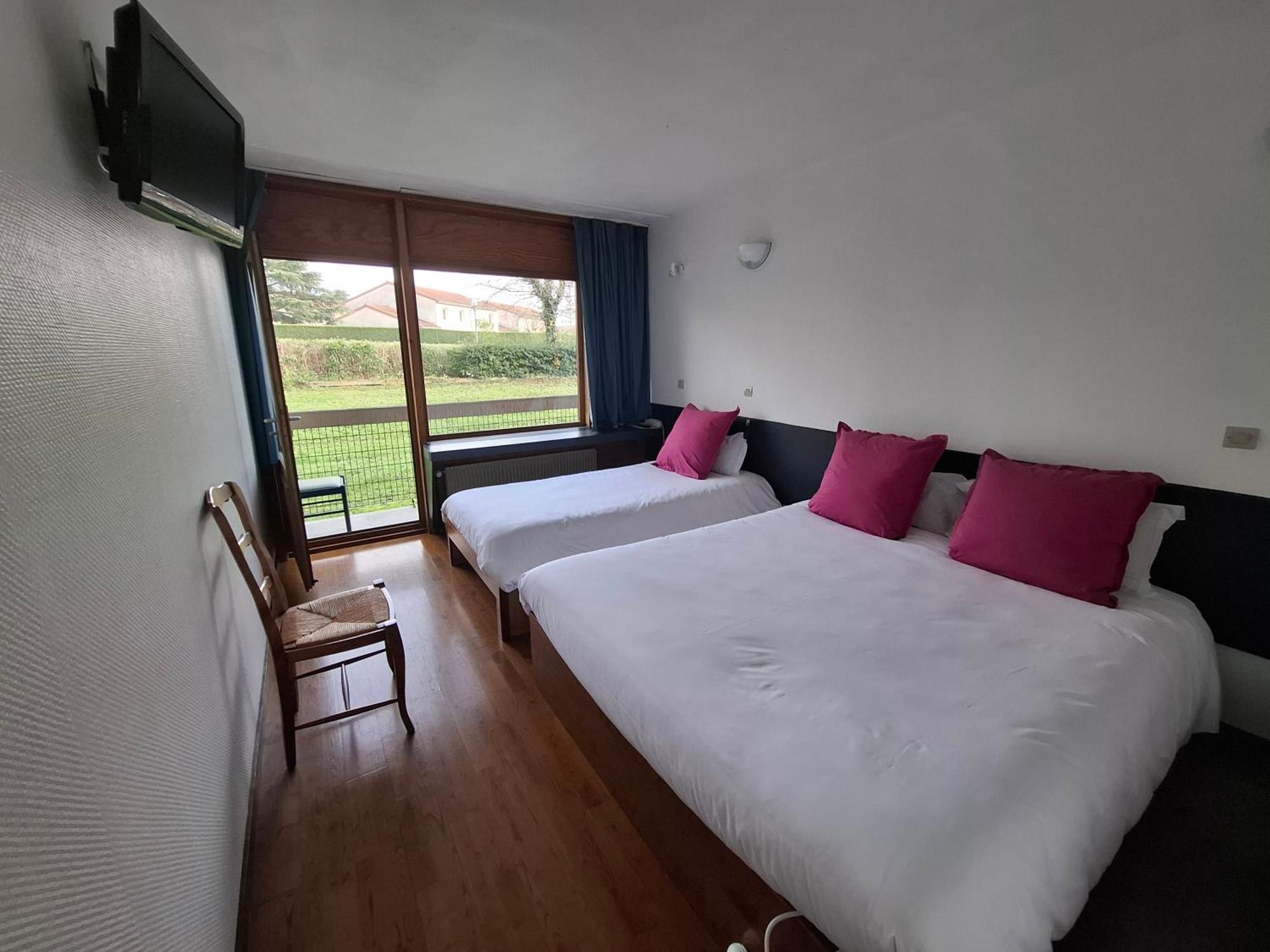 Hotel Restaurant Cirius Montrond-les-Bains Exteriér fotografie