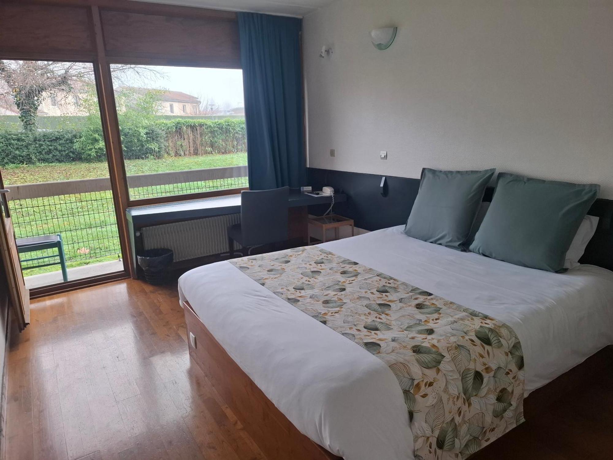 Hotel Restaurant Cirius Montrond-les-Bains Exteriér fotografie